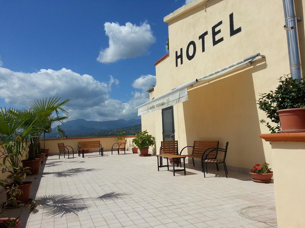 Hotel Vittoria Benewent Zewnętrze zdjęcie